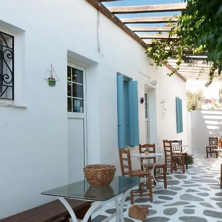 Guest house Andriani's 3*