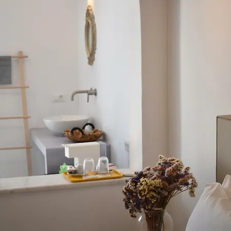 Andriani's Guest house 3*