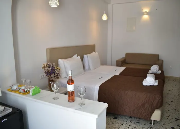 Andriani's 3* Mykonos Town