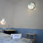 ゲストハウス アドリアーニス Mykonos Town