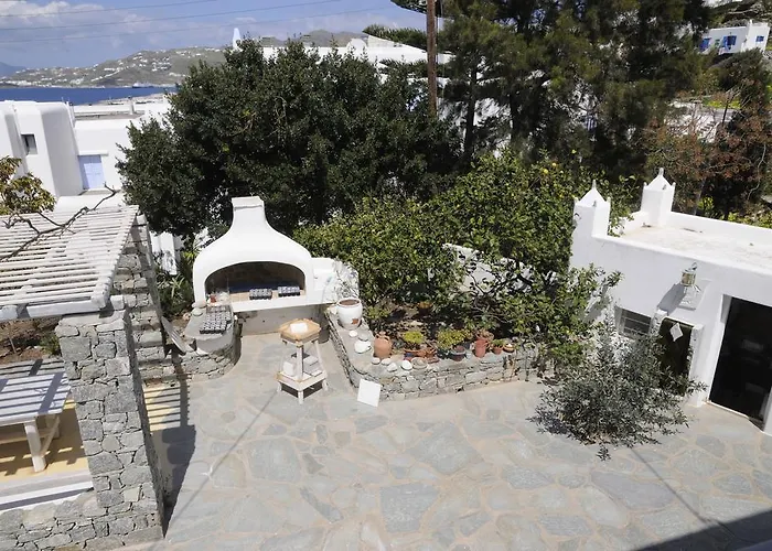 Andriani's 3* Mykonos Town