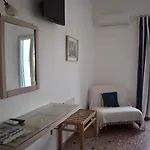 Andriani's בית הארחה