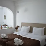 בית הארחה Andriani's 3*
